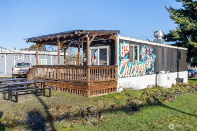 511 W 8th Street , Port Angeles, WA 98362 - Photo 2