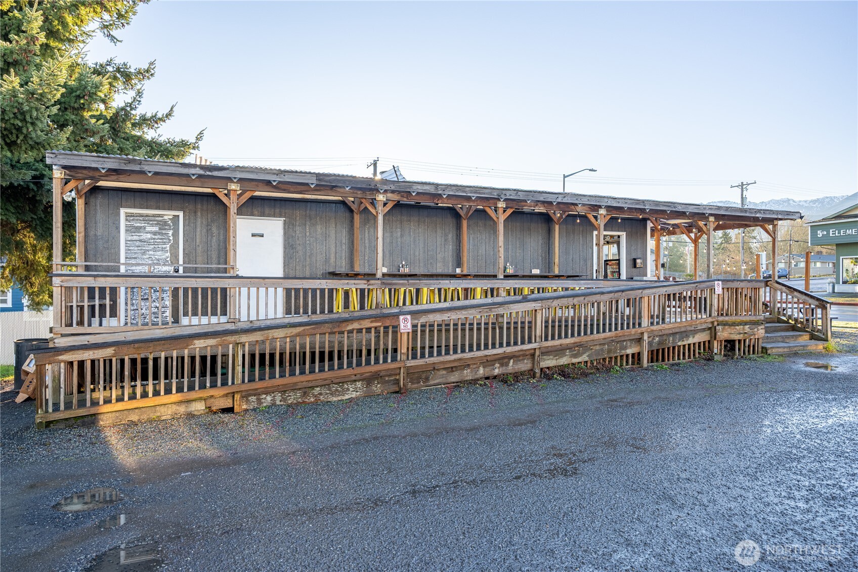 511 W 8th Street , Port Angeles, WA 98362