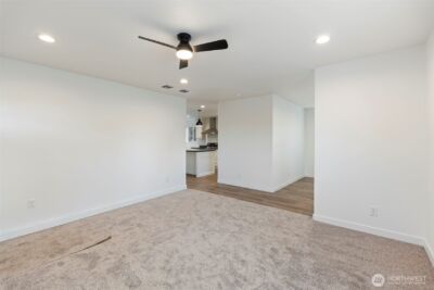 1110 A W Walnut Street , Centralia, WA 98531 - Photo 9