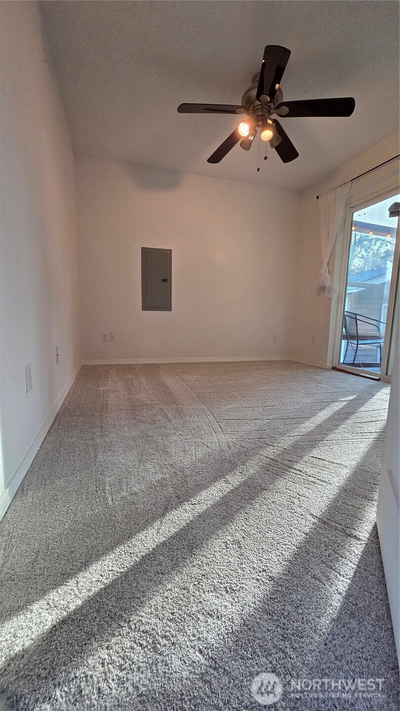 159 S Narwhal Loop SW, Ocean Shores, WA 98569