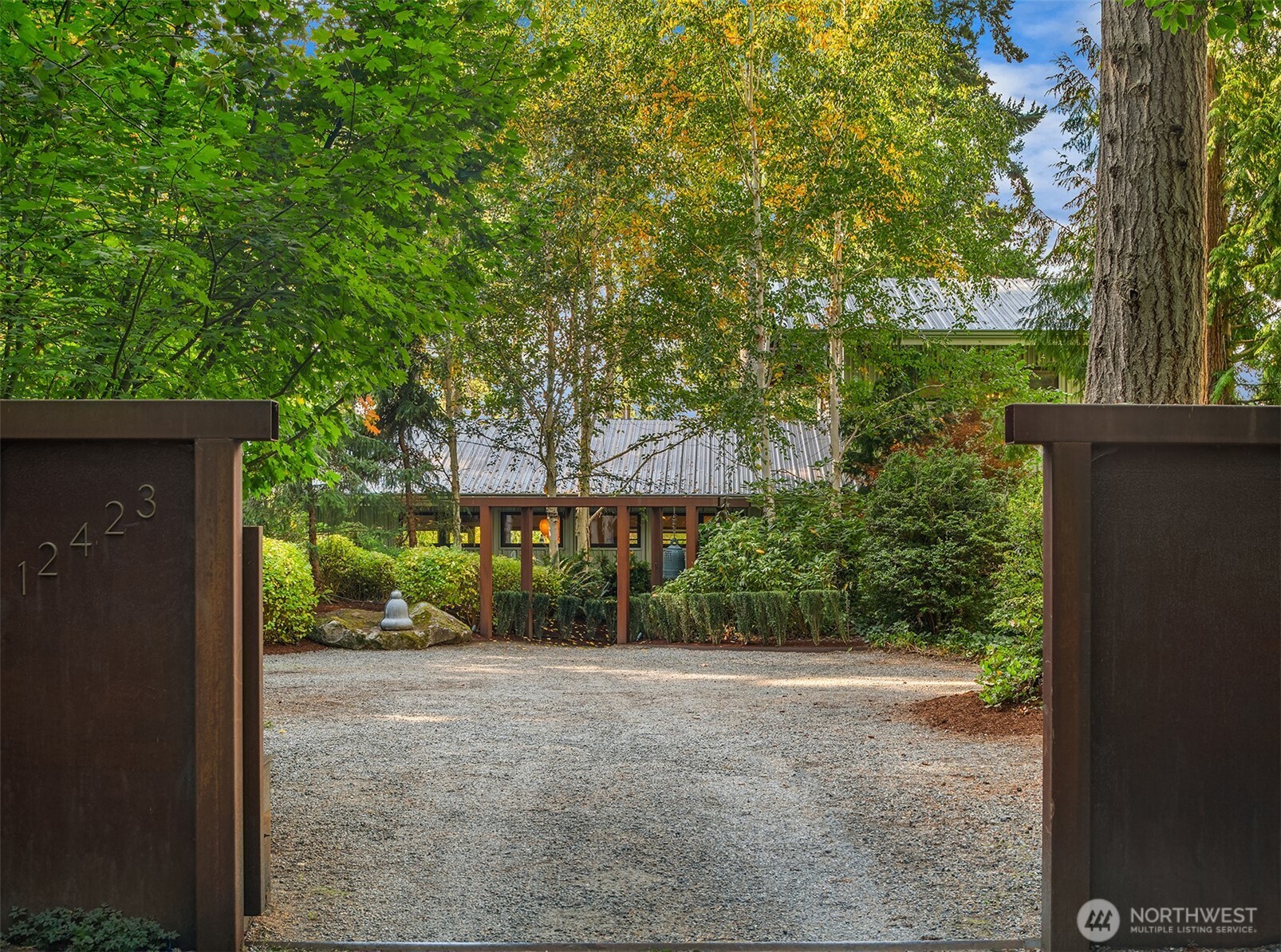 12423 SW 151st St , Vashon, WA 98070