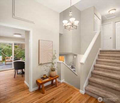 13265 SE 55th Place , Bellevue, WA 98006 - Photo 2