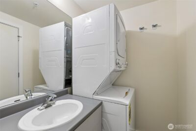 66 Bell Street #23, Seattle, WA 98121 - Photo 18