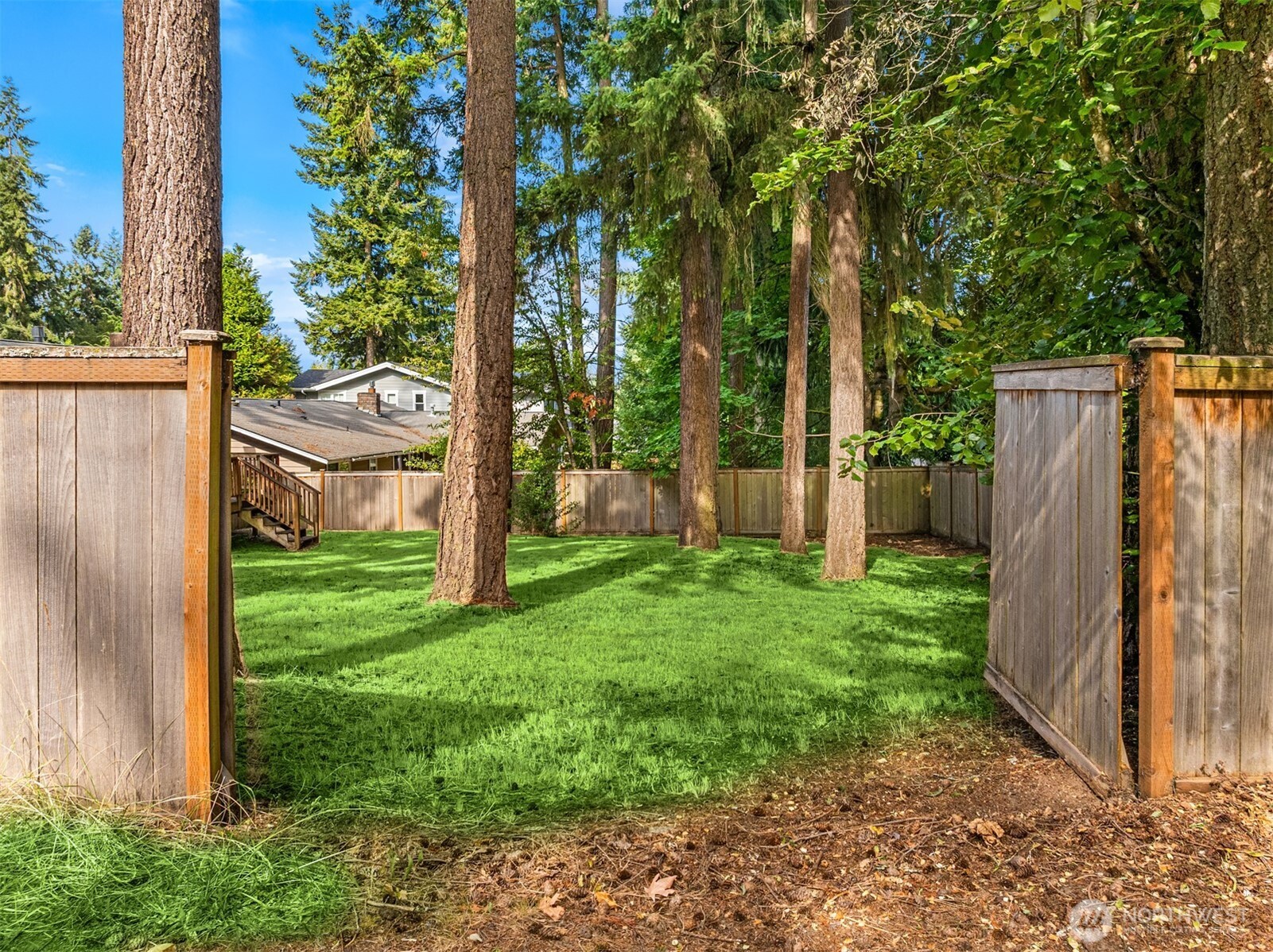 12856 NE 91st Street , Kirkland, WA 98033