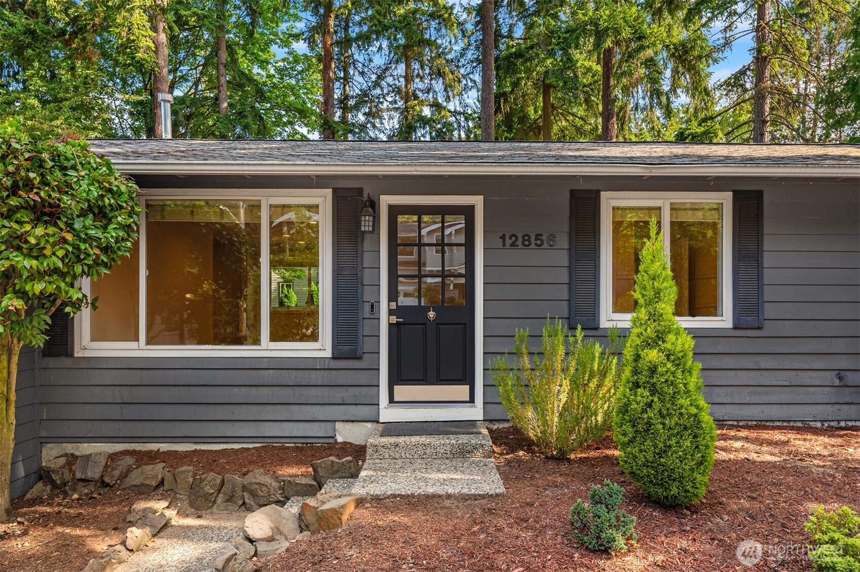 12856 NE 91st Street , Kirkland, WA 98033