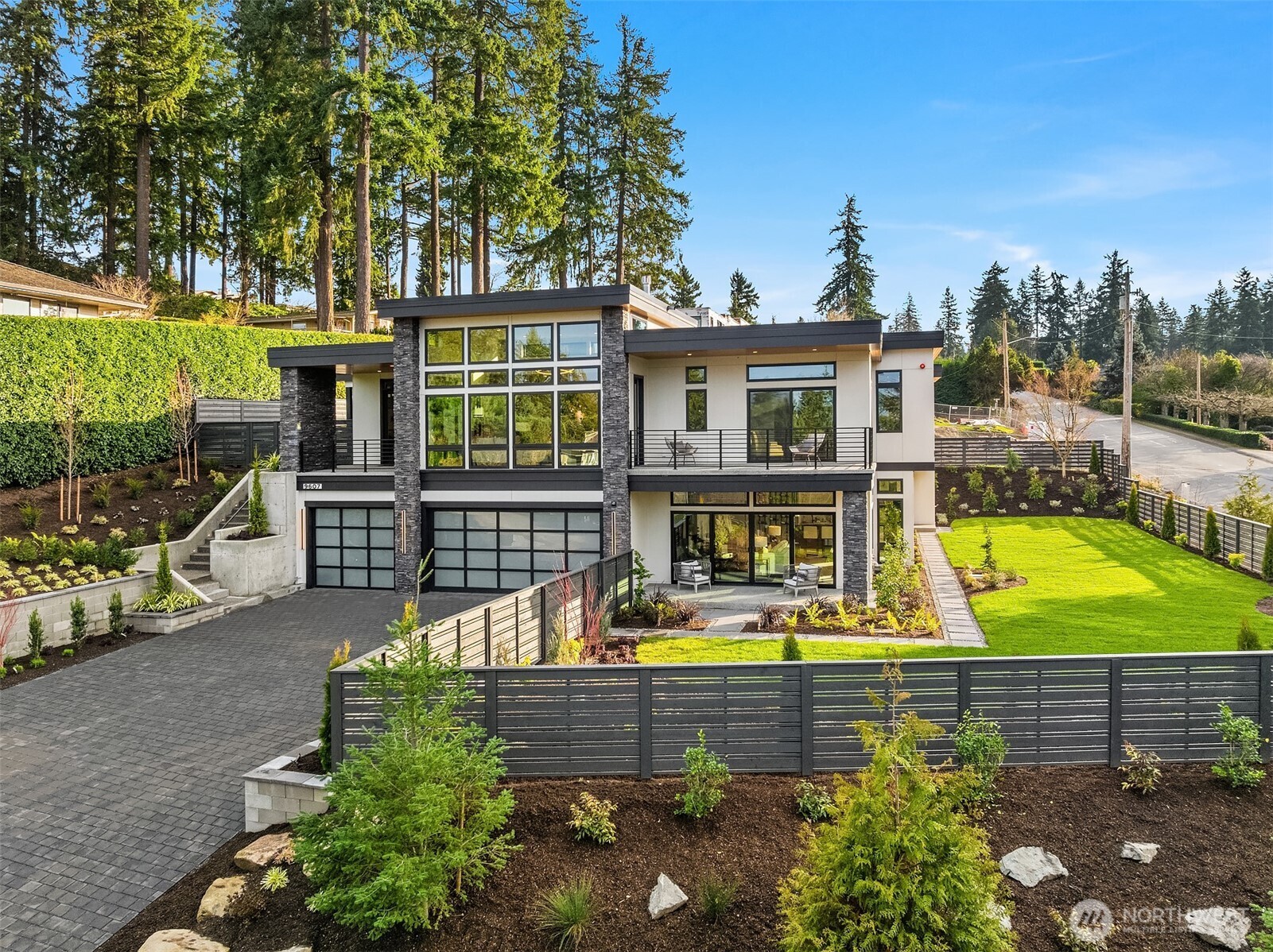 9607 NE 30th Place , Clyde Hill, WA 98004