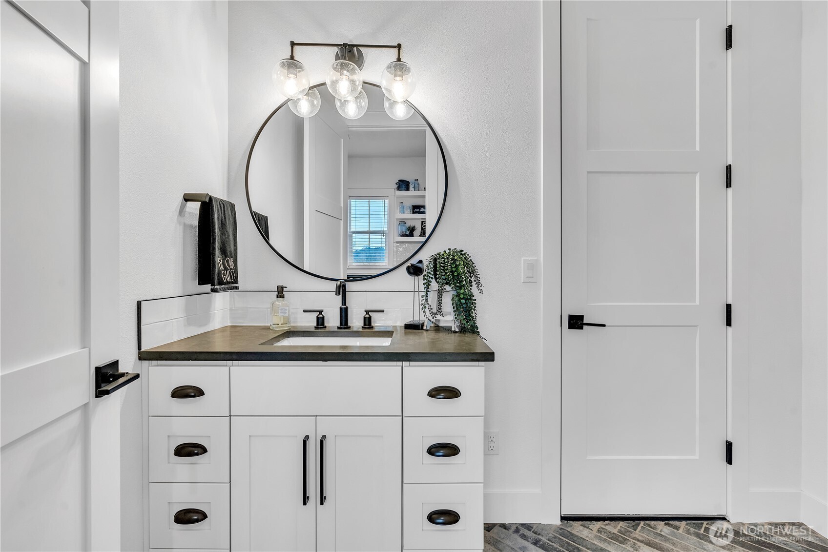 370 Tulip Lane , Woodland, WA 98674
