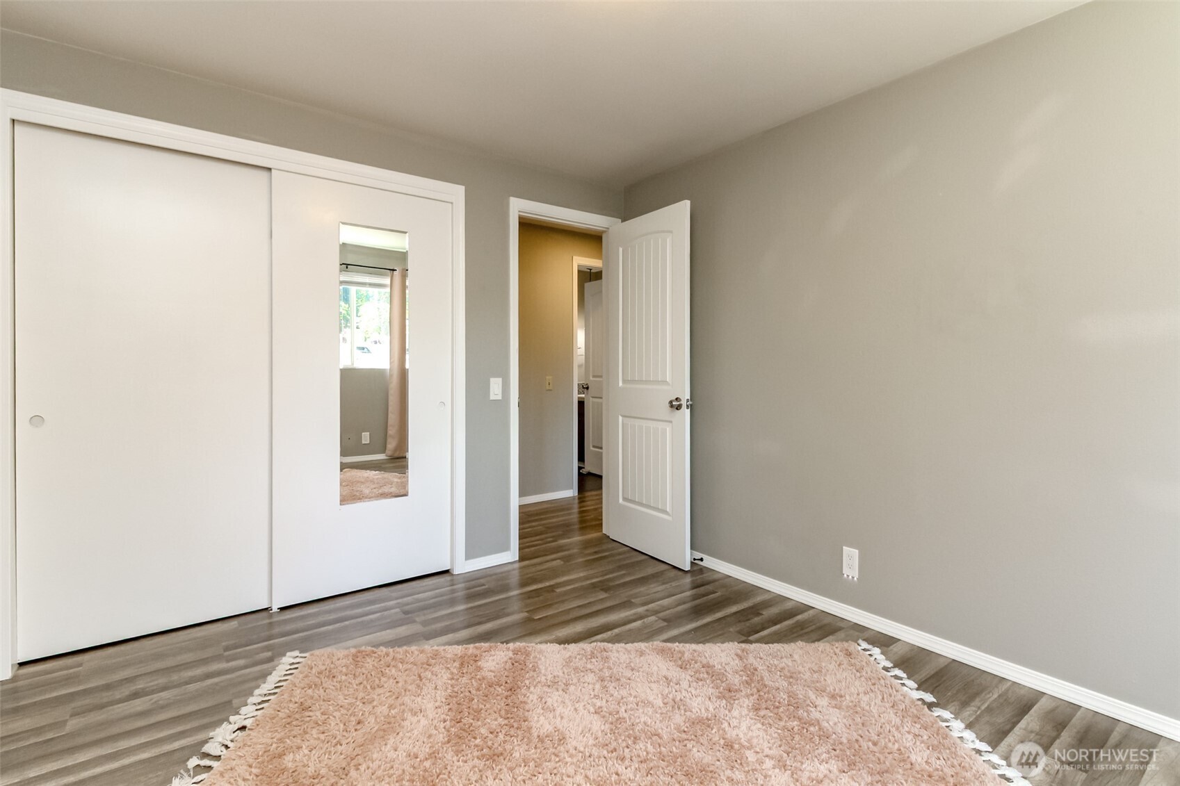 32206 27th Avenue SW, Federal Way, WA 98023