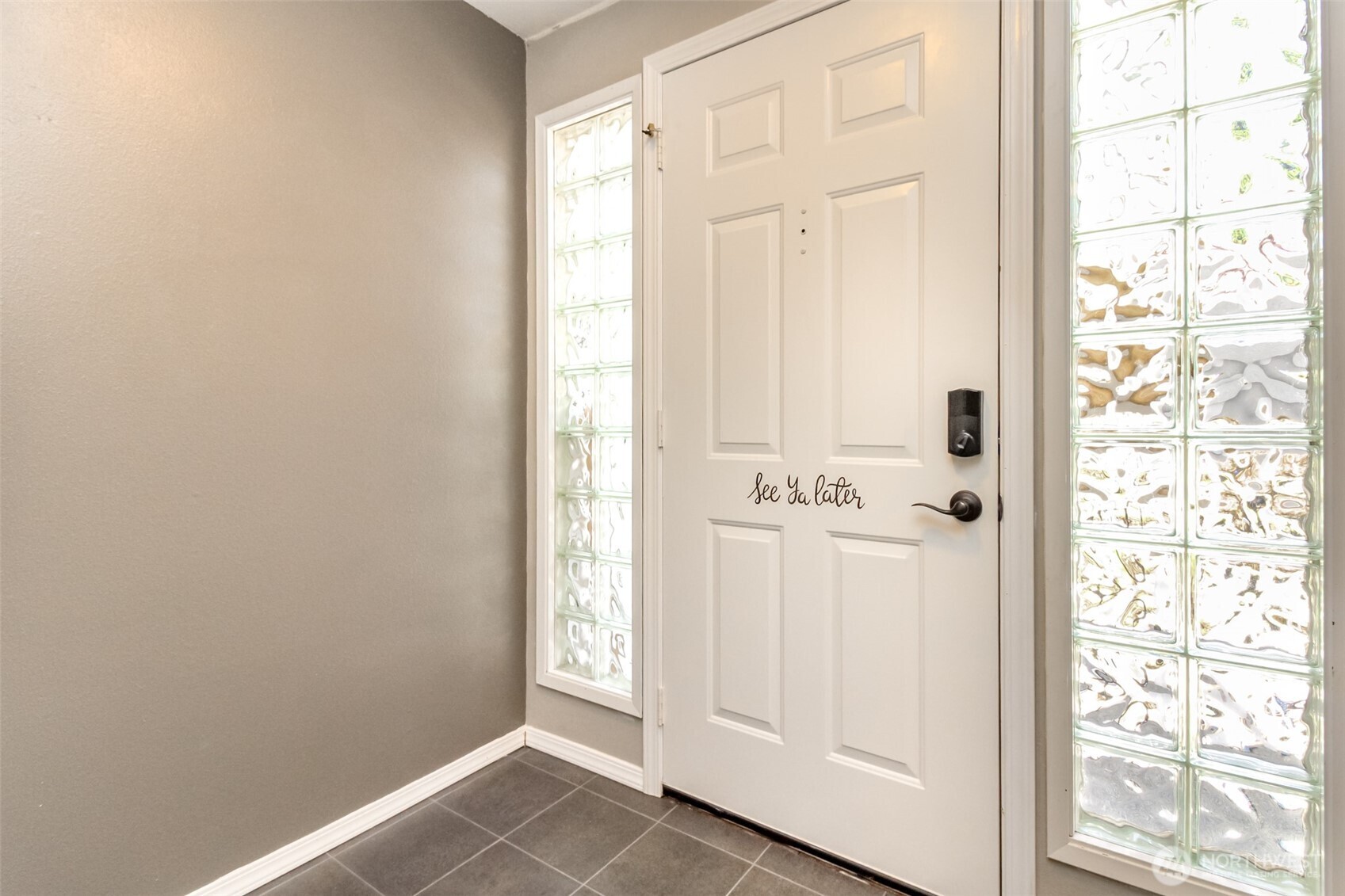 32206 27th Avenue SW, Federal Way, WA 98023