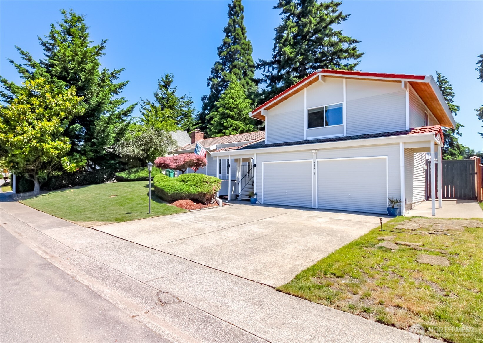 32206 27th Avenue SW, Federal Way, WA 98023