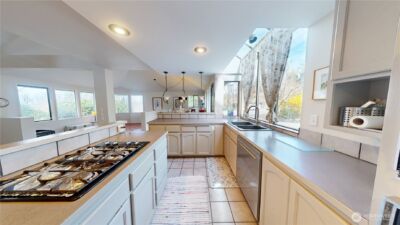 627 N Waugh Road , Mount Vernon, WA 98273 - Photo 14
