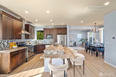 421 NE 60th Street , Seattle, WA 98115 - Photo 13