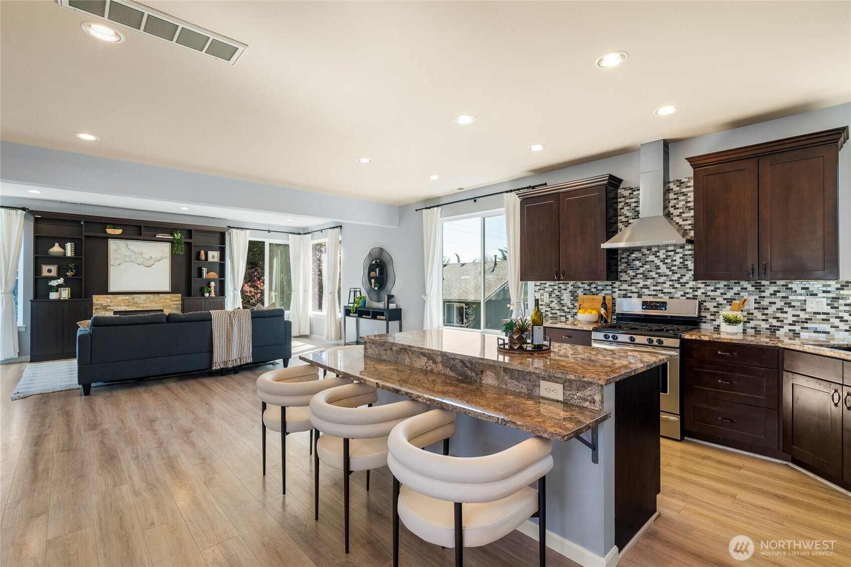 421 NE 60th Street , Seattle, WA 98115