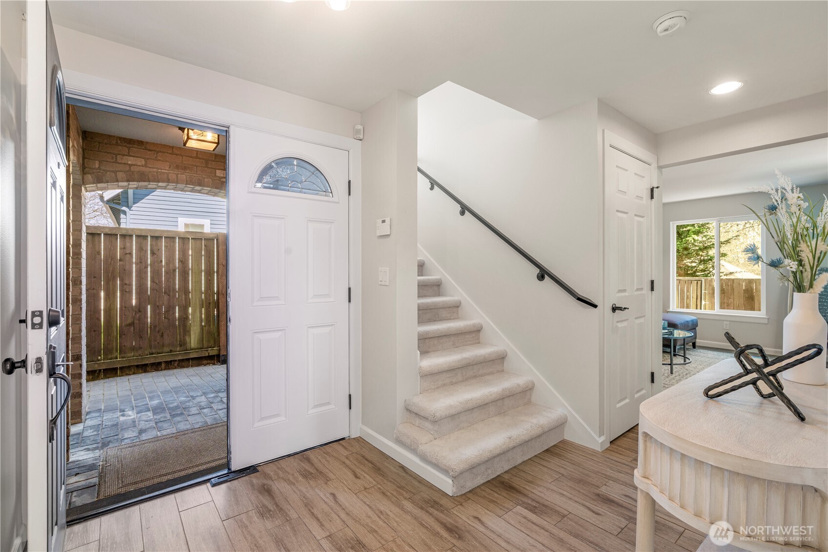 421 NE 60th Street , Seattle, WA 98115