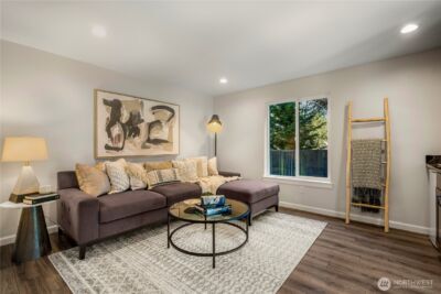 421 NE 60th Street , Seattle, WA 98115 - Photo 6