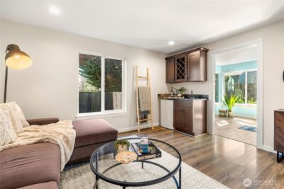 421 NE 60th Street , Seattle, WA 98115 - Photo 7