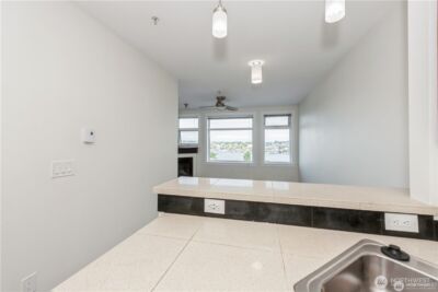 655 crockett Street #A405, Seattle, WA 98109 - Photo 6