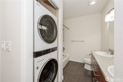 655 crockett Street #A405, Seattle, WA 98109 - Photo 10