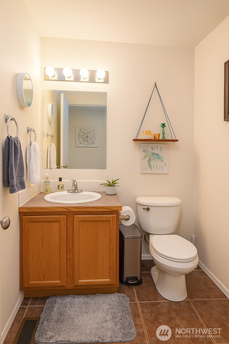 526 N Monarch Street , Moses Lake, WA 98837