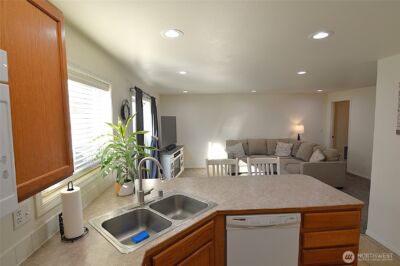 526 N Monarch Street , Moses Lake, WA 98837 - Photo 23