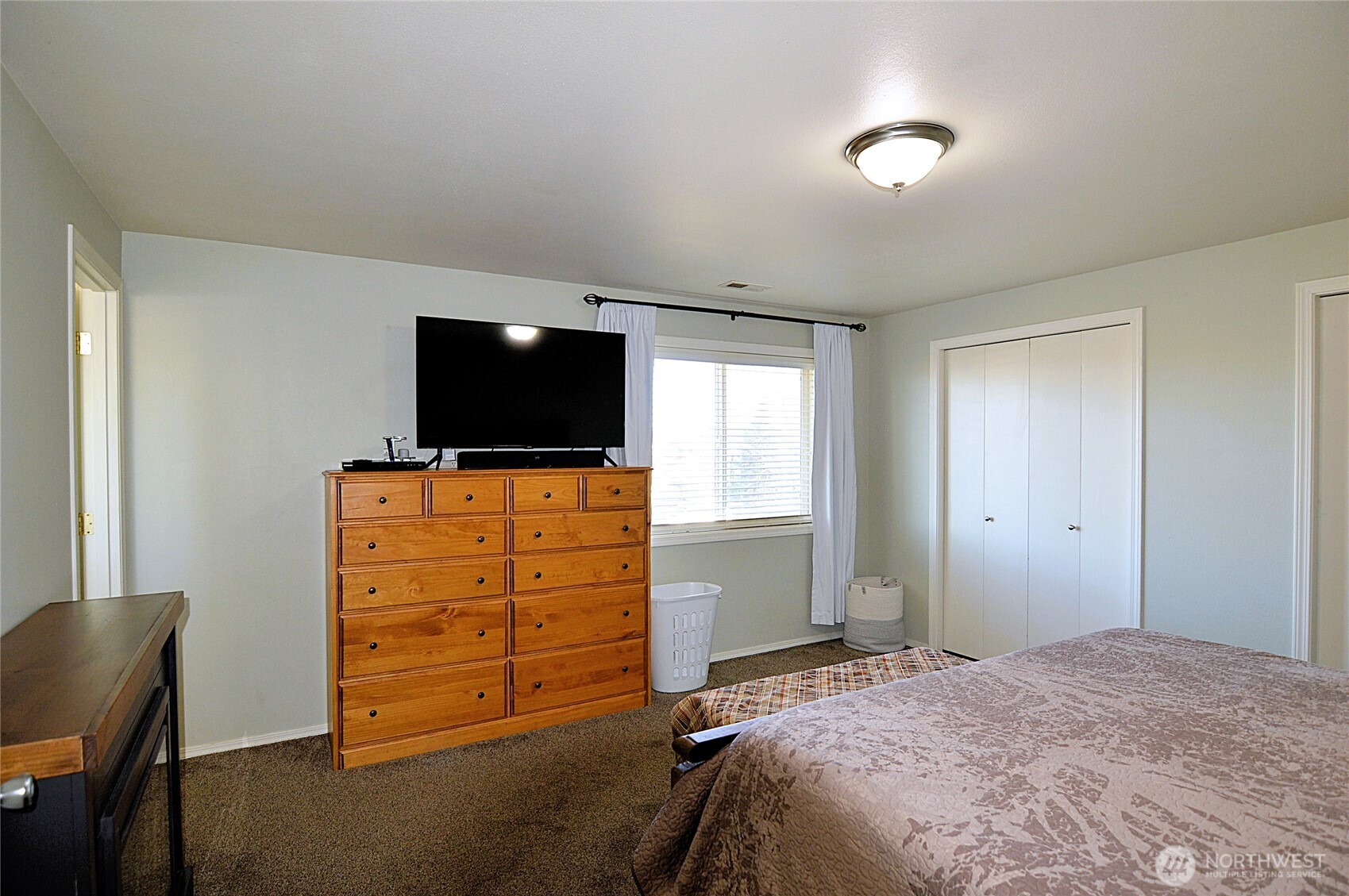 526 N Monarch Street , Moses Lake, WA 98837