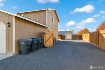 526 N Monarch Street , Moses Lake, WA 98837 - Photo 3