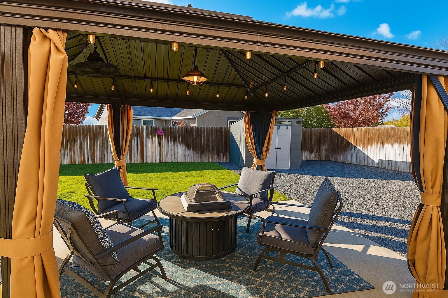 526 N Monarch Street , Moses Lake, WA 98837