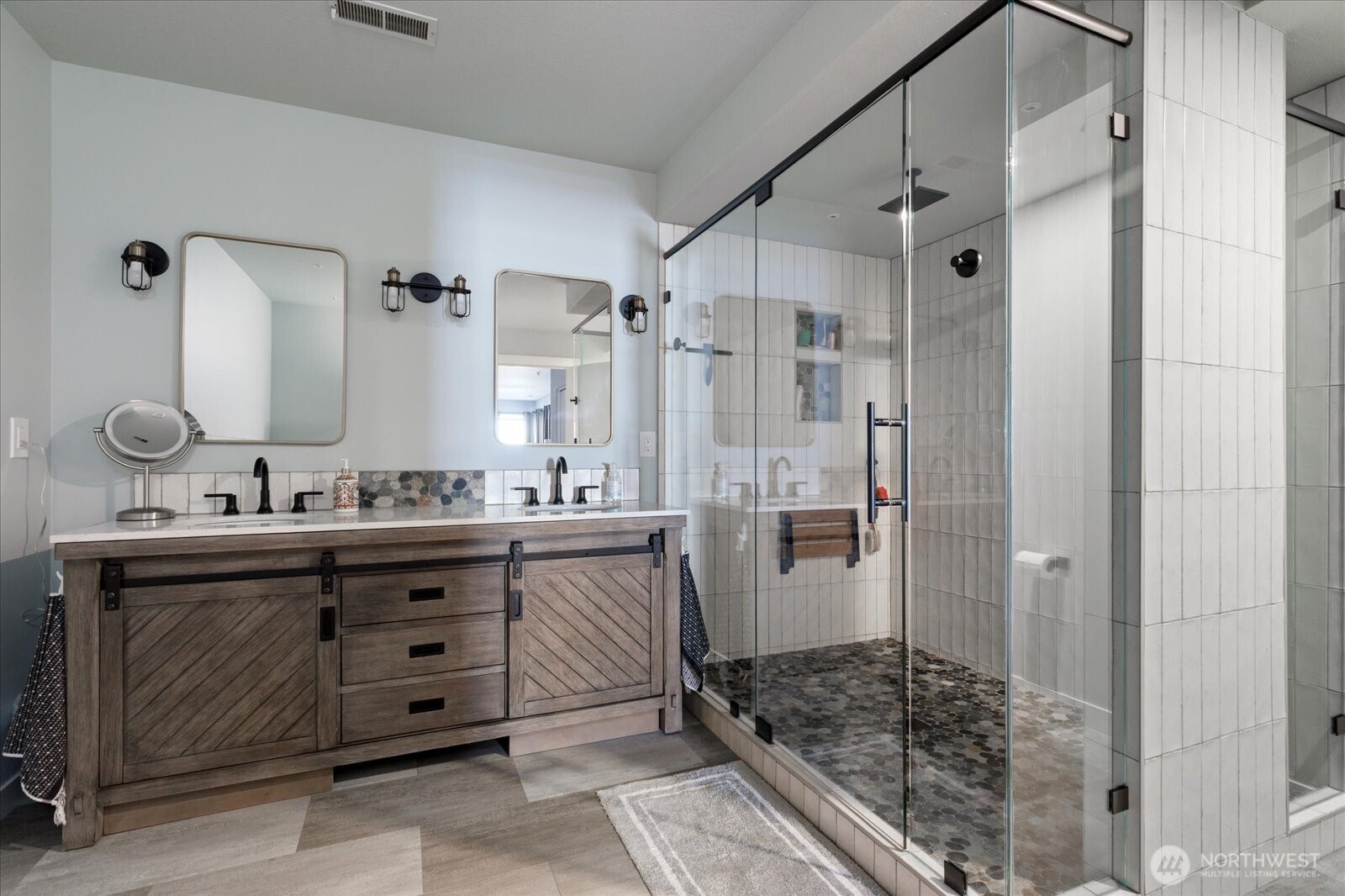 651 SE Bayshore Drive #E101, Oak Harbor, WA 98277