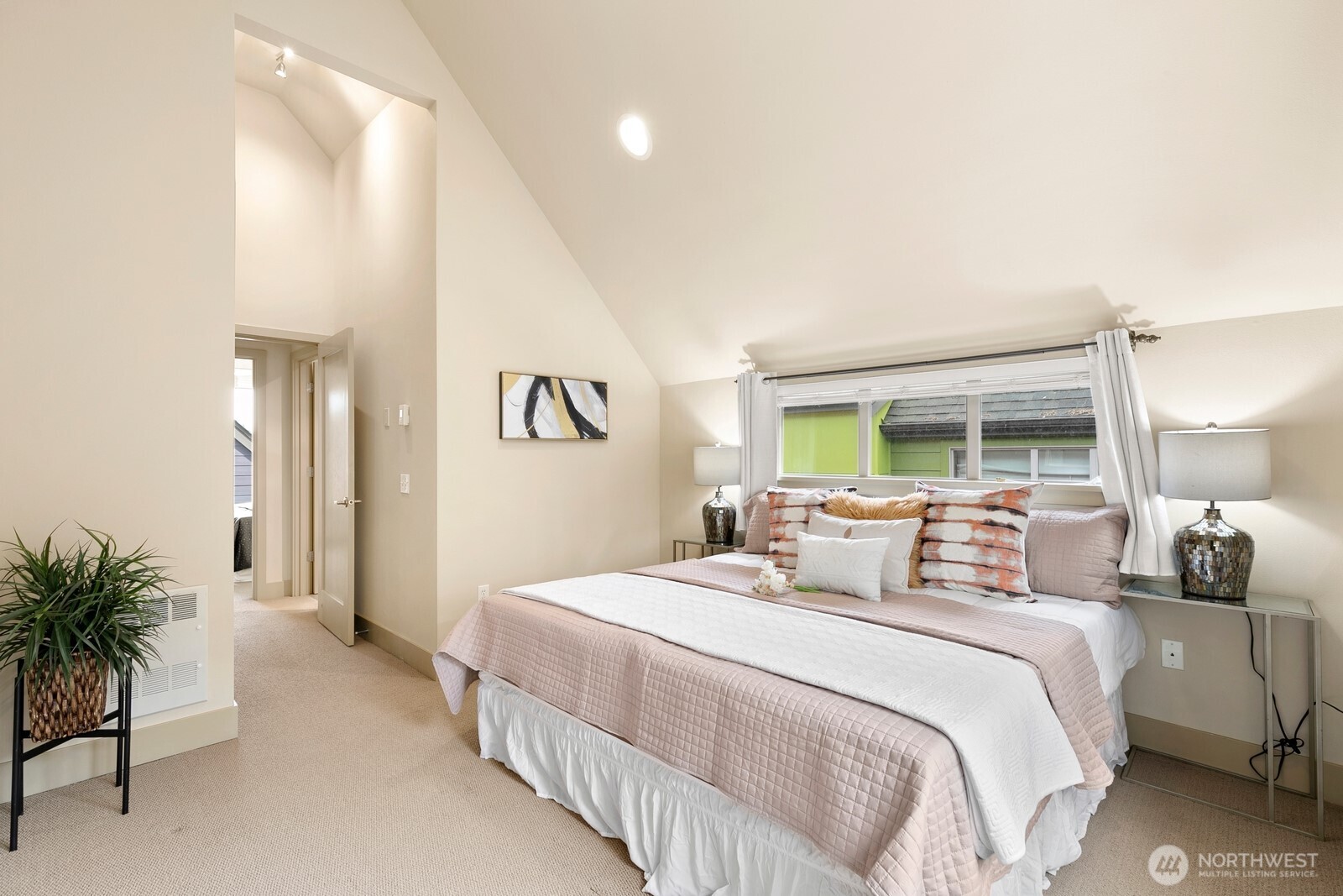 3431 Meridian Avenue , Seattle, WA 98103