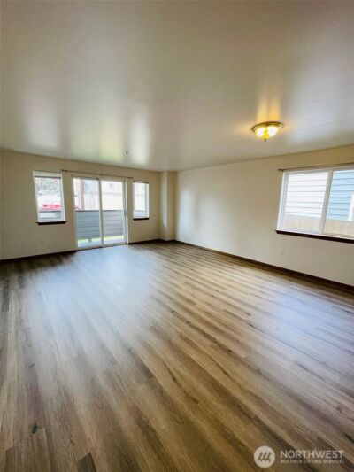 8830 Nesbit Avenue N, Seattle, WA 98103 - Photo 18