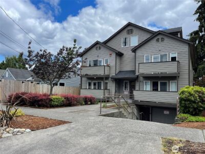 8830 Nesbit Avenue N, Seattle, WA 98103 - Photo 7