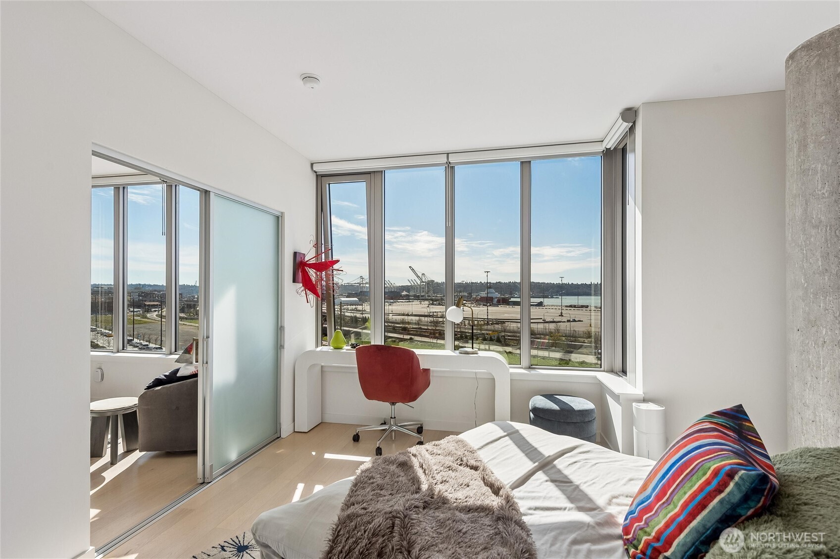 590 1st Avenue S #701, Seattle, WA 98104