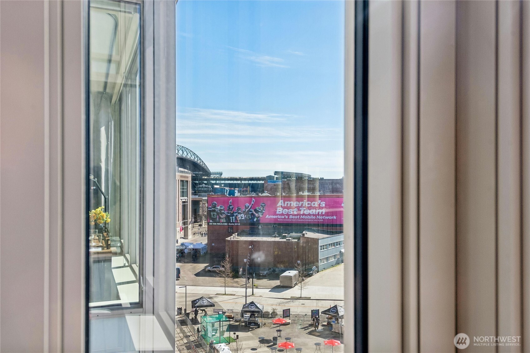 590 1st Avenue S #701, Seattle, WA 98104