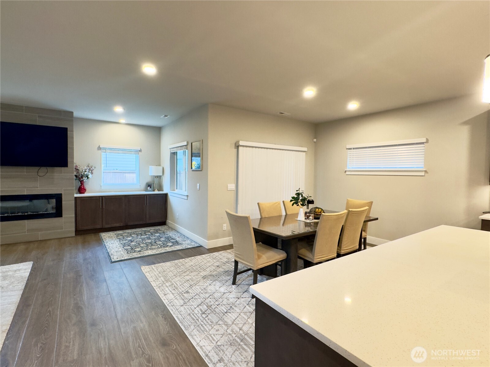 6302 SW 206th Pl , Lynnwood, WA 98036