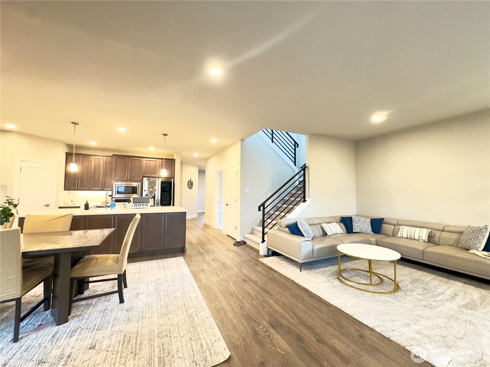 6302 SW 206th Pl , Lynnwood, WA 98036