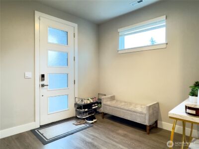 6302 SW 206th Pl , Lynnwood, WA 98036 - Photo 2