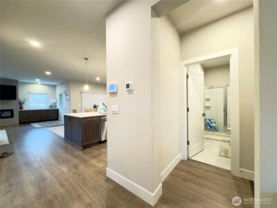 6302 SW 206th Pl , Lynnwood, WA 98036 - Photo 4