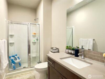 6302 SW 206th Pl , Lynnwood, WA 98036 - Photo 5