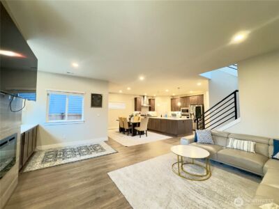 6302 SW 206th Pl , Lynnwood, WA 98036 - Photo 9