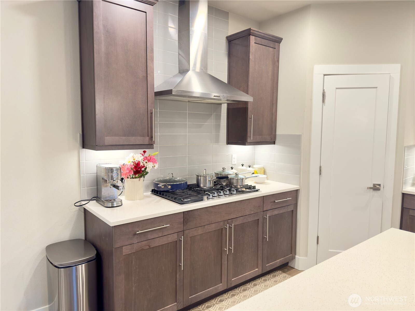 6302 SW 206th Pl , Lynnwood, WA 98036