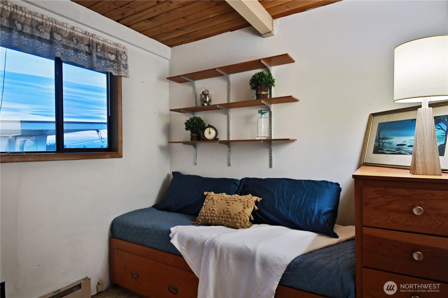 3621 Shorewood Avenue , Greenbank, WA 98253