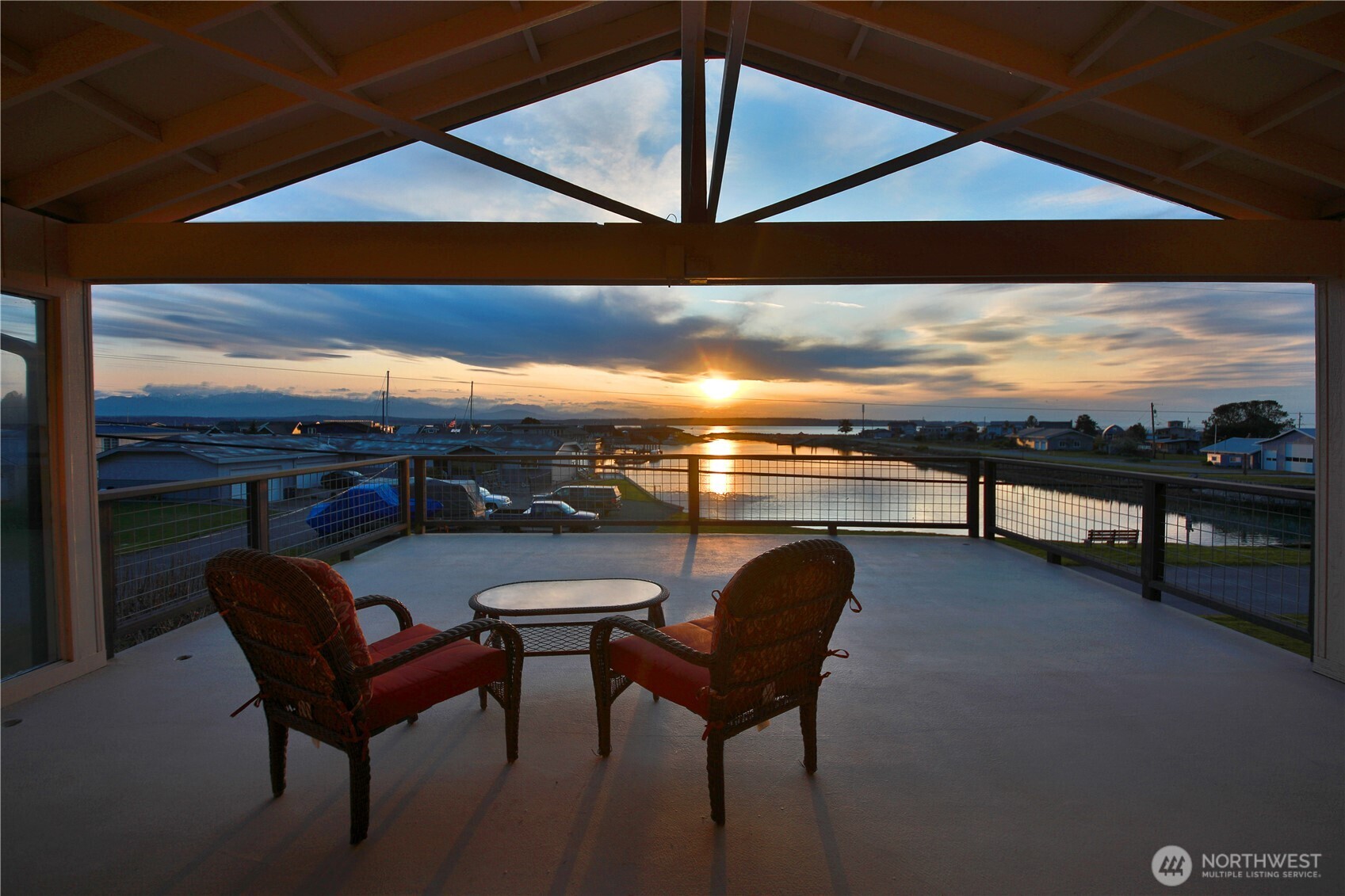 3621 Shorewood Avenue , Greenbank, WA 98253