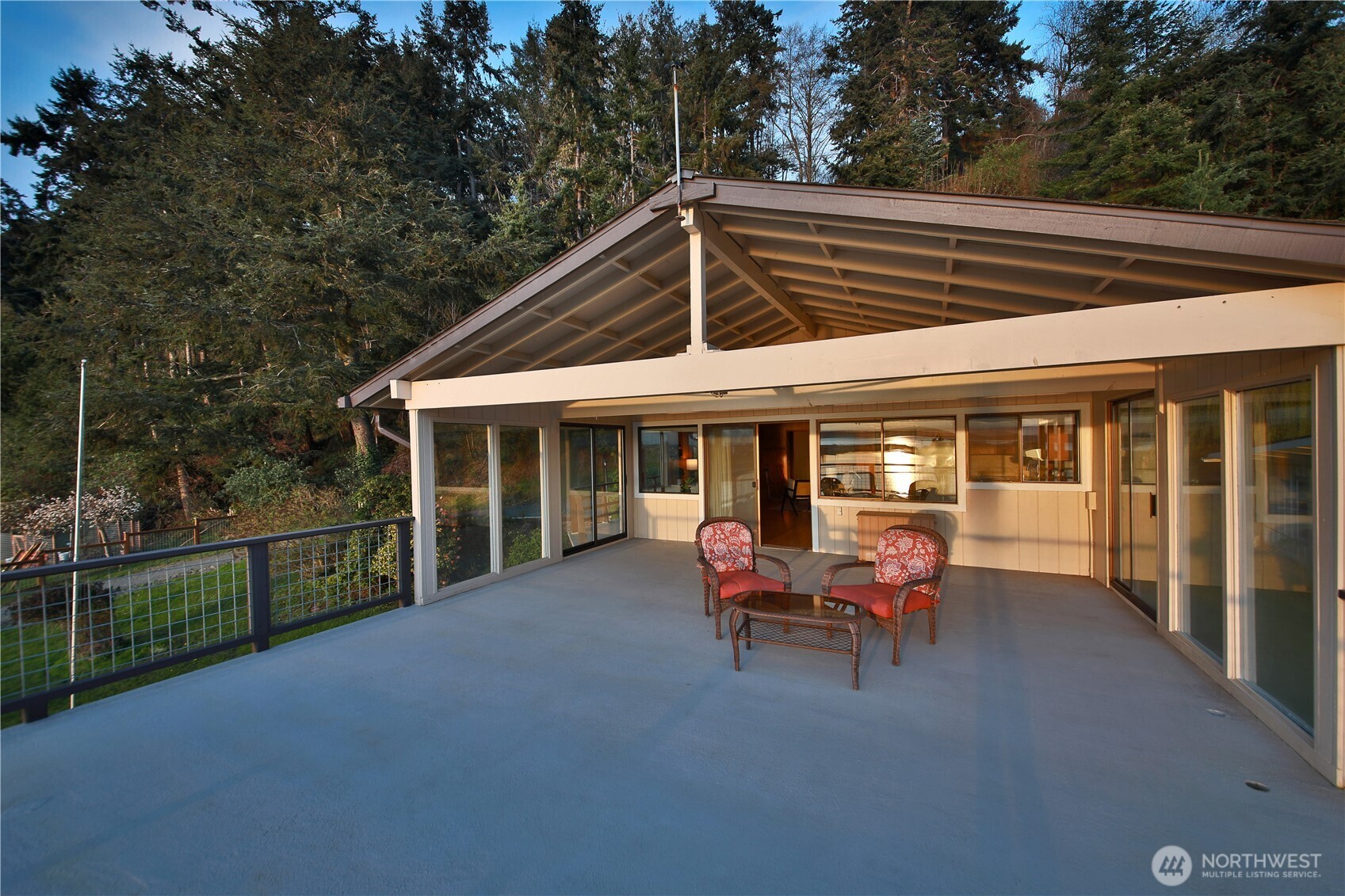 3621 Shorewood Avenue , Greenbank, WA 98253