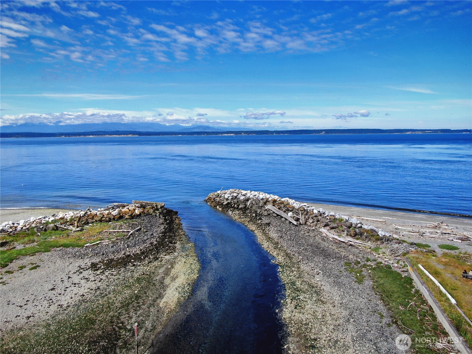 3621 Shorewood Avenue , Greenbank, WA 98253