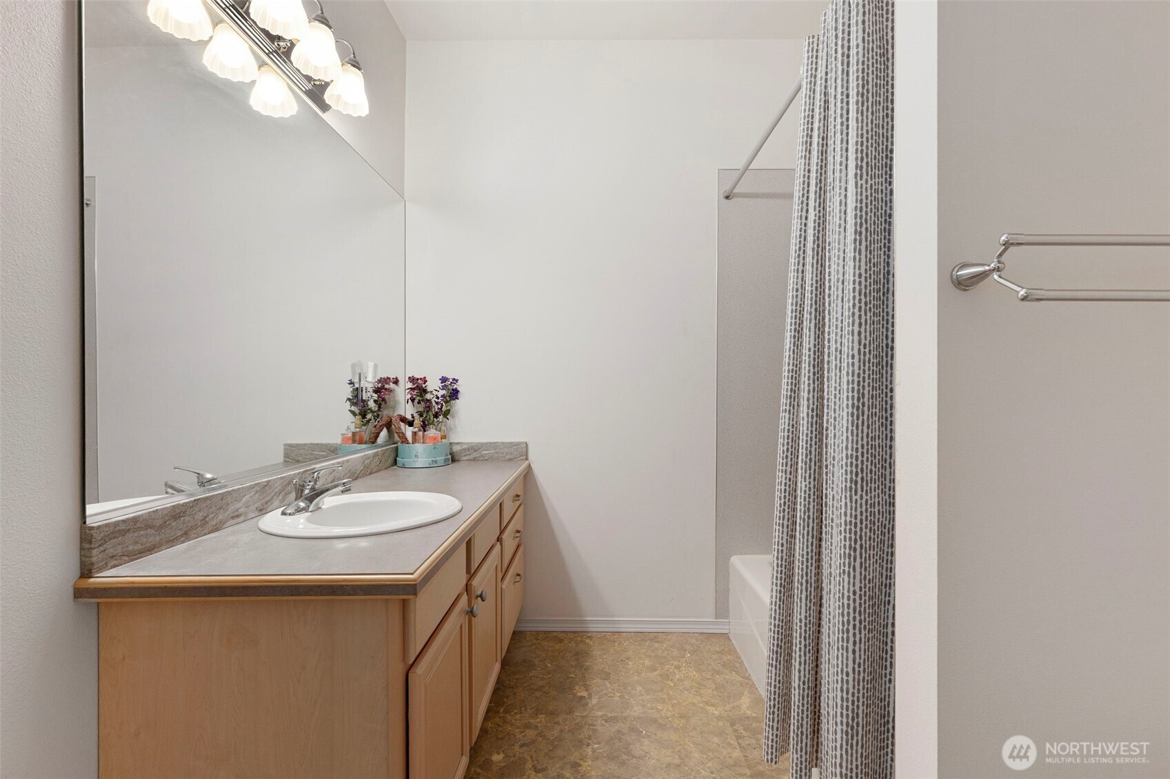 16705 92nd Street NW, Lakebay, WA 98349-9331