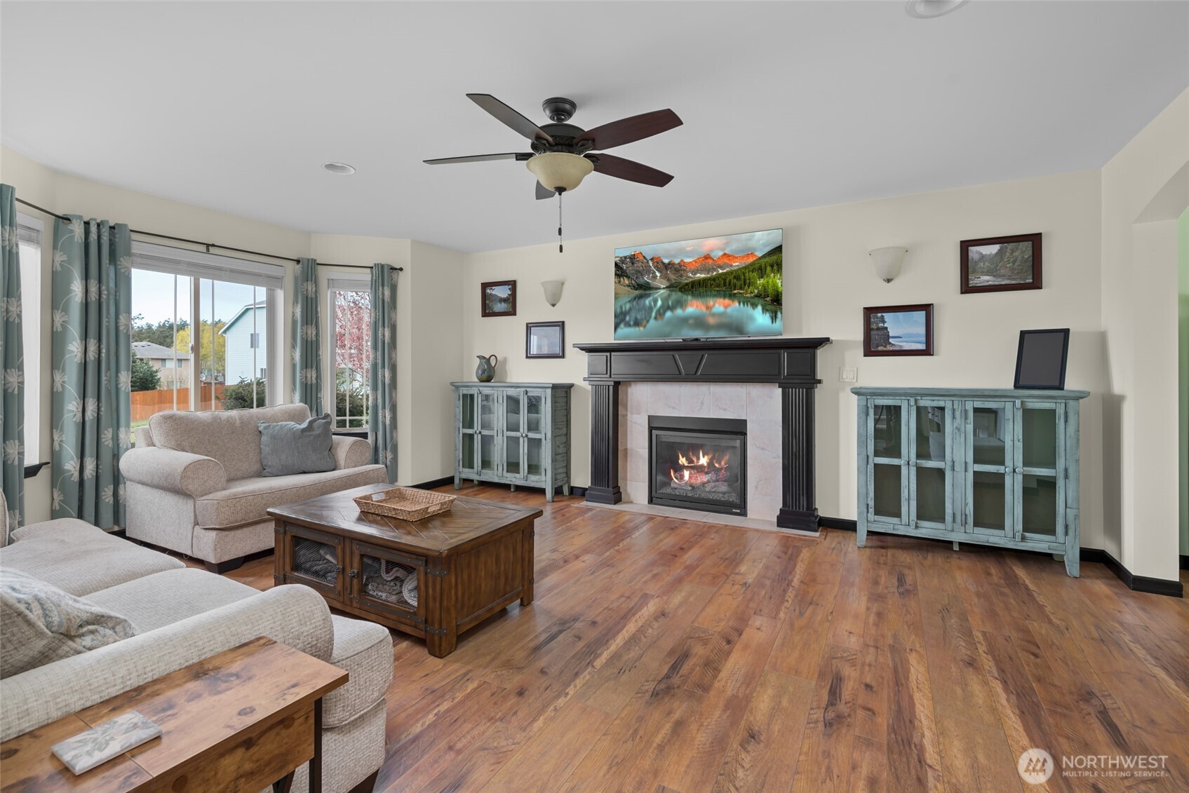 956 Cove View Circle , Oak Harbor, WA 98277