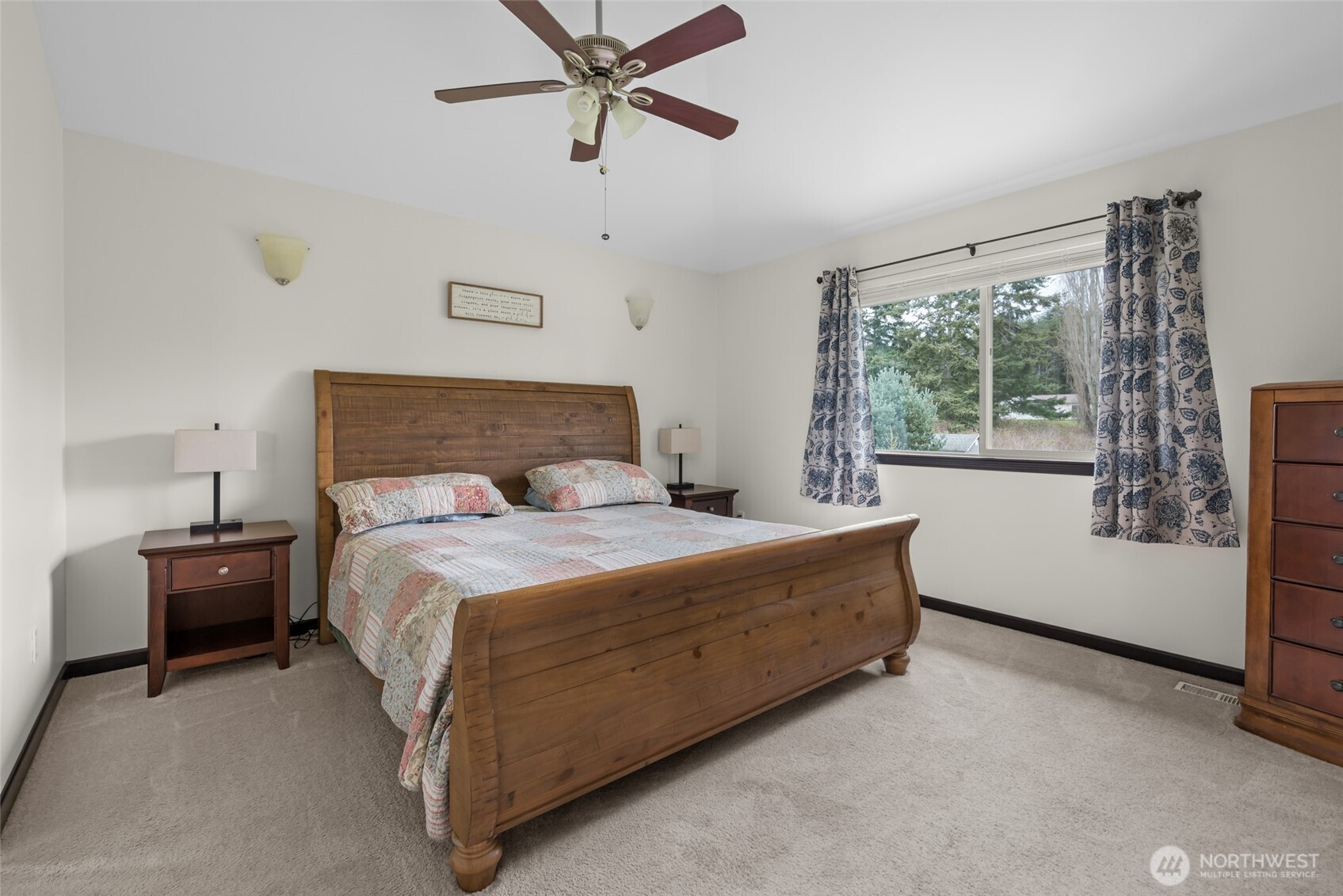 956 Cove View Circle , Oak Harbor, WA 98277