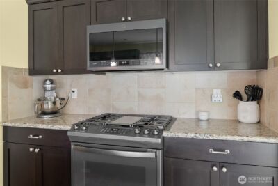 956 Cove View Circle , Oak Harbor, WA 98277 - Photo 7