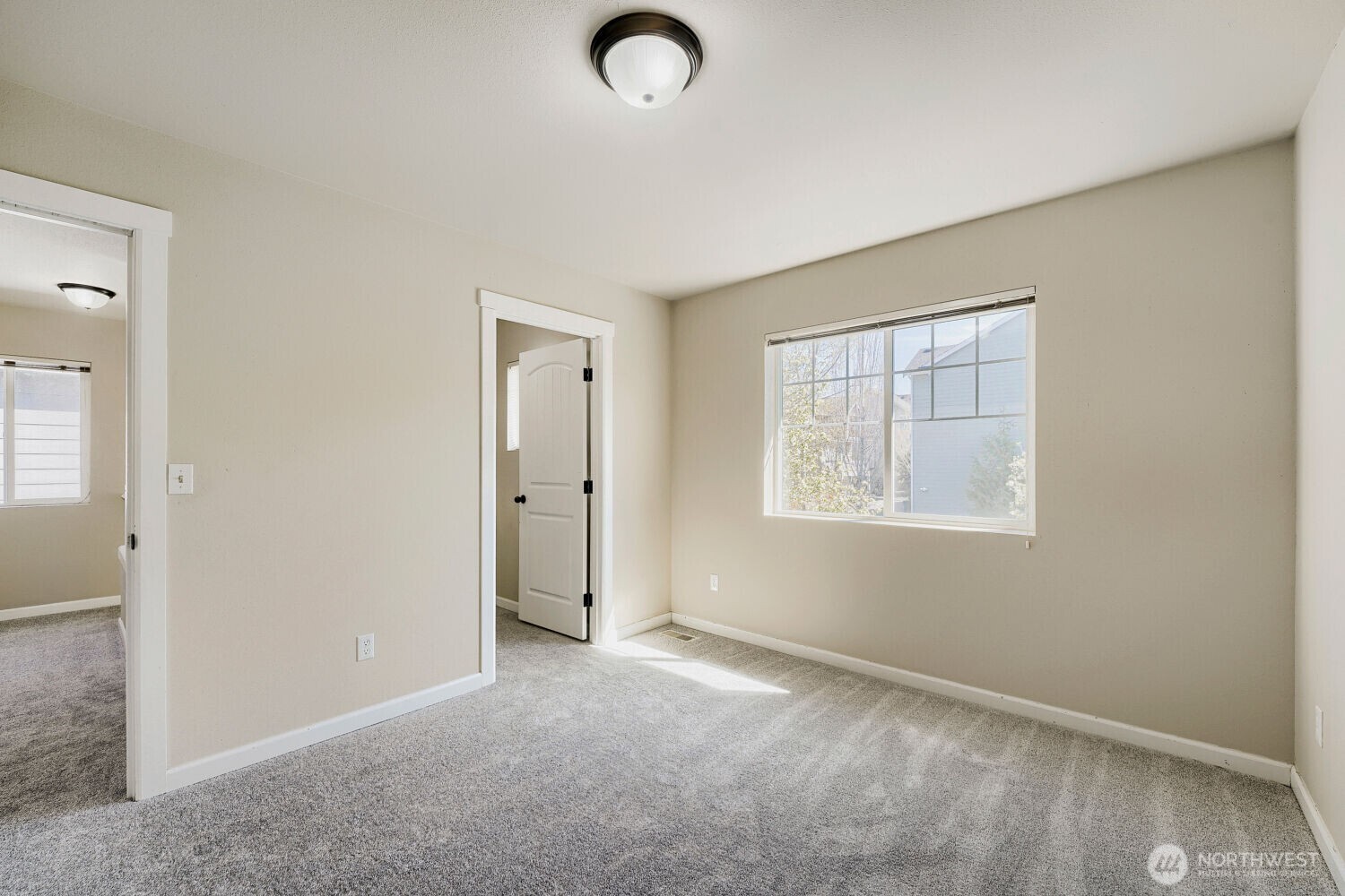 367 Graham Avenue NE, Renton, WA 98059-5053