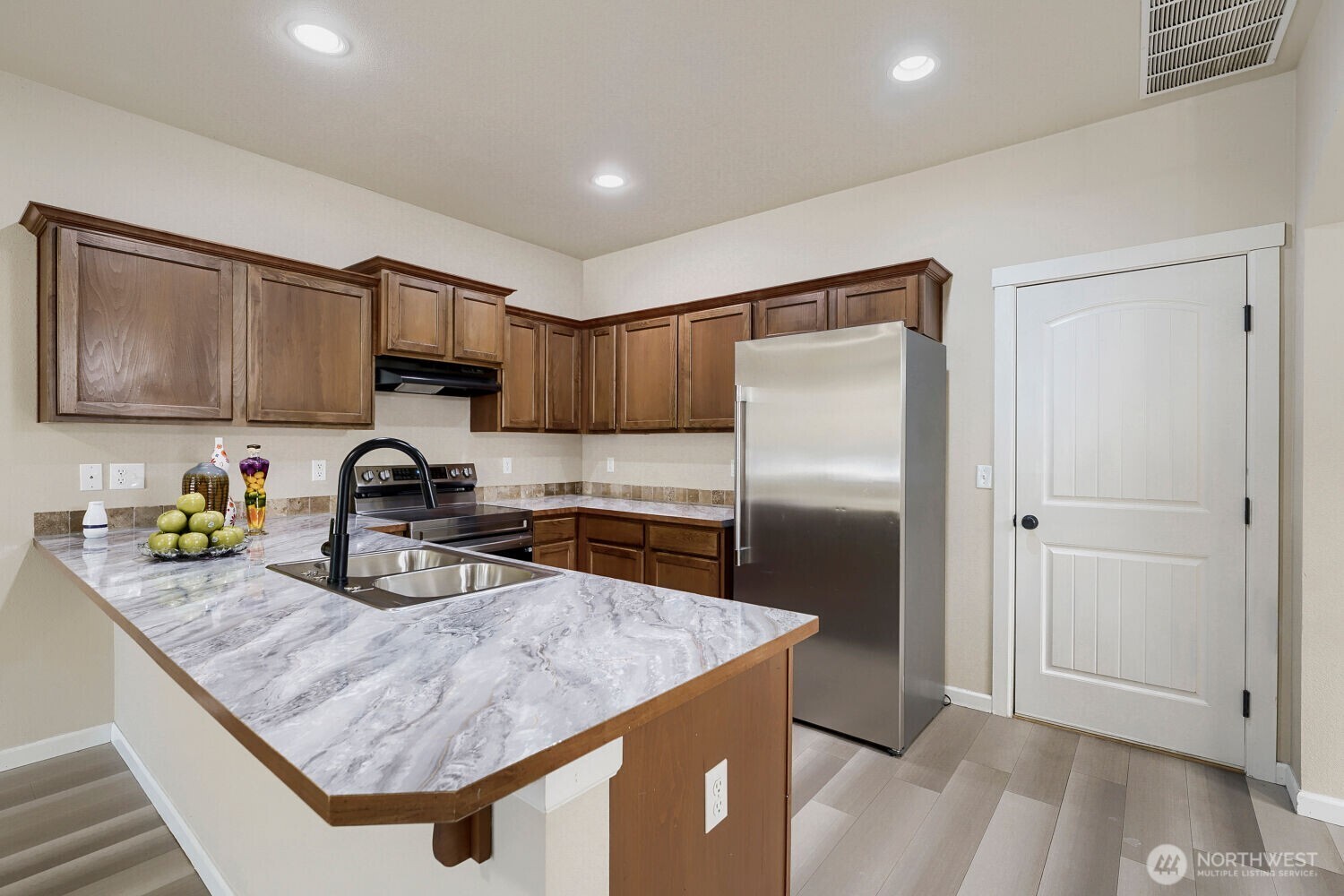 367 Graham Avenue NE, Renton, WA 98059-5053